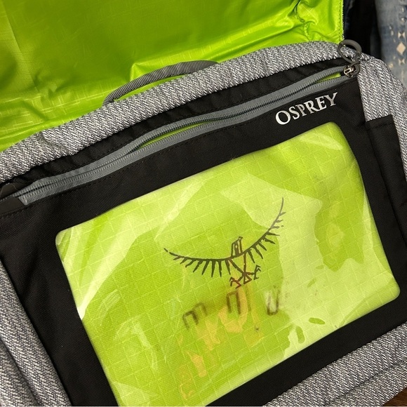 Osprey Messenger Laptop Bag Gray Stripe Crossbody School Work Travel Lightweight - Picture 6 of 11